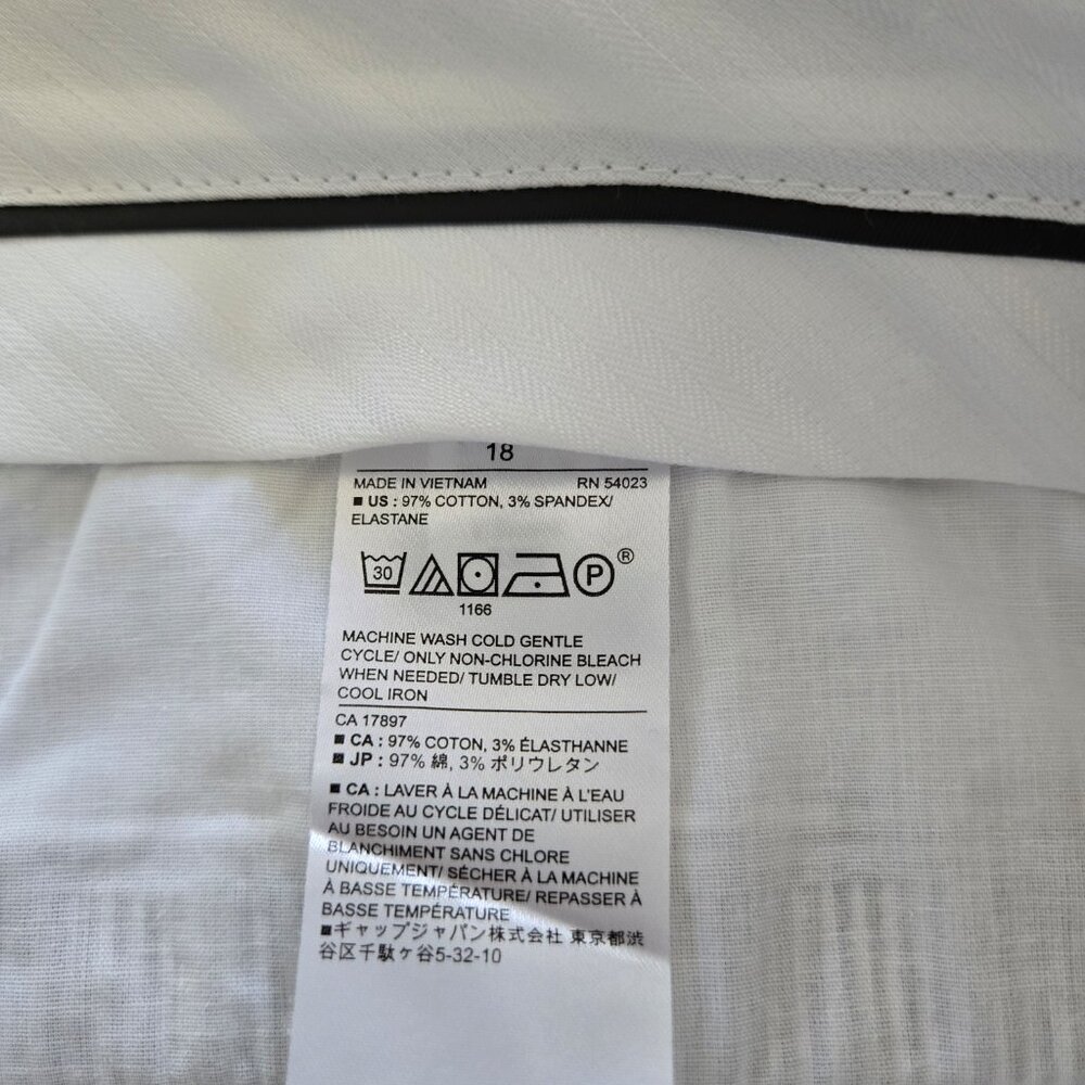 NWT Banana Republic Factory Seersucker Shorts Women’s size 18  10” Inseam Preppy - Picture 4 of 6